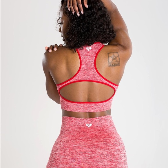 Women’s Best Move Seamless Sports Bra - Picture 2 of 6